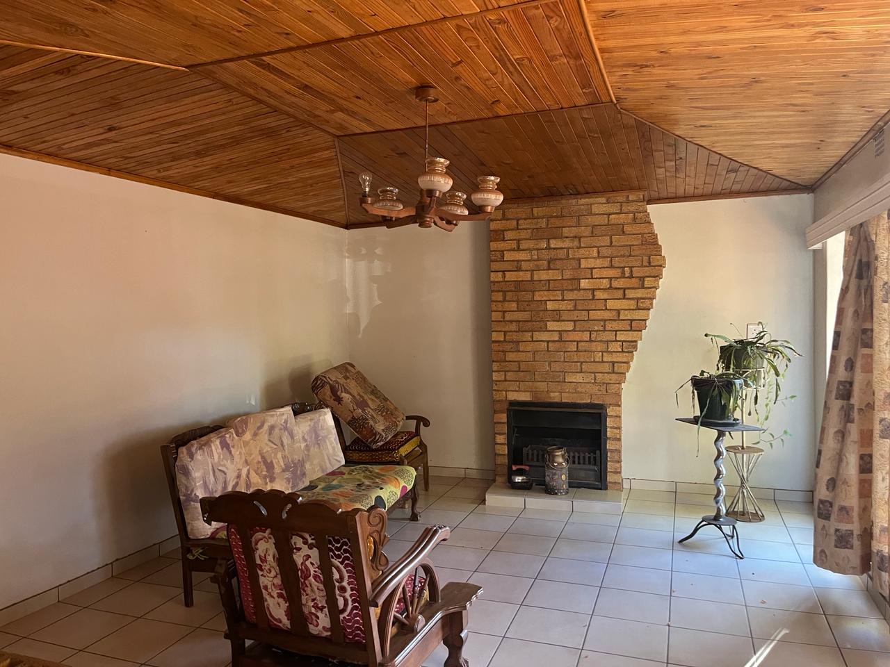 5 Bedroom Property for Sale in Kuruman Northern Cape